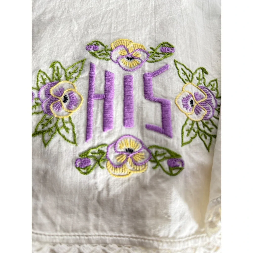 Vintage His and Hers Pillowcase Set Embroidered Floral Pansy Crochet‎ Trim White